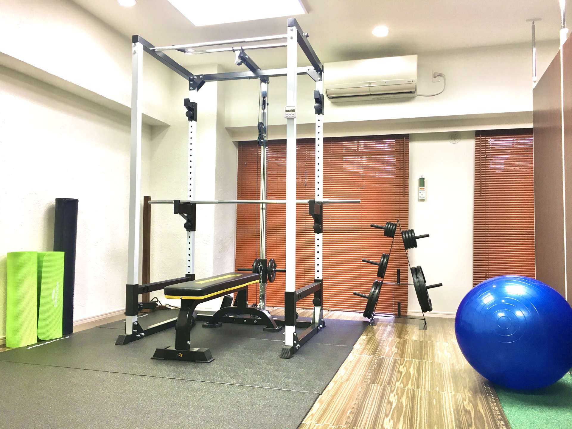 大阪/中崎町の食べながら痩せられるパーソナルジムDeat-workout｜姿勢改善にもパーソナルトレーニングが向いています。その①