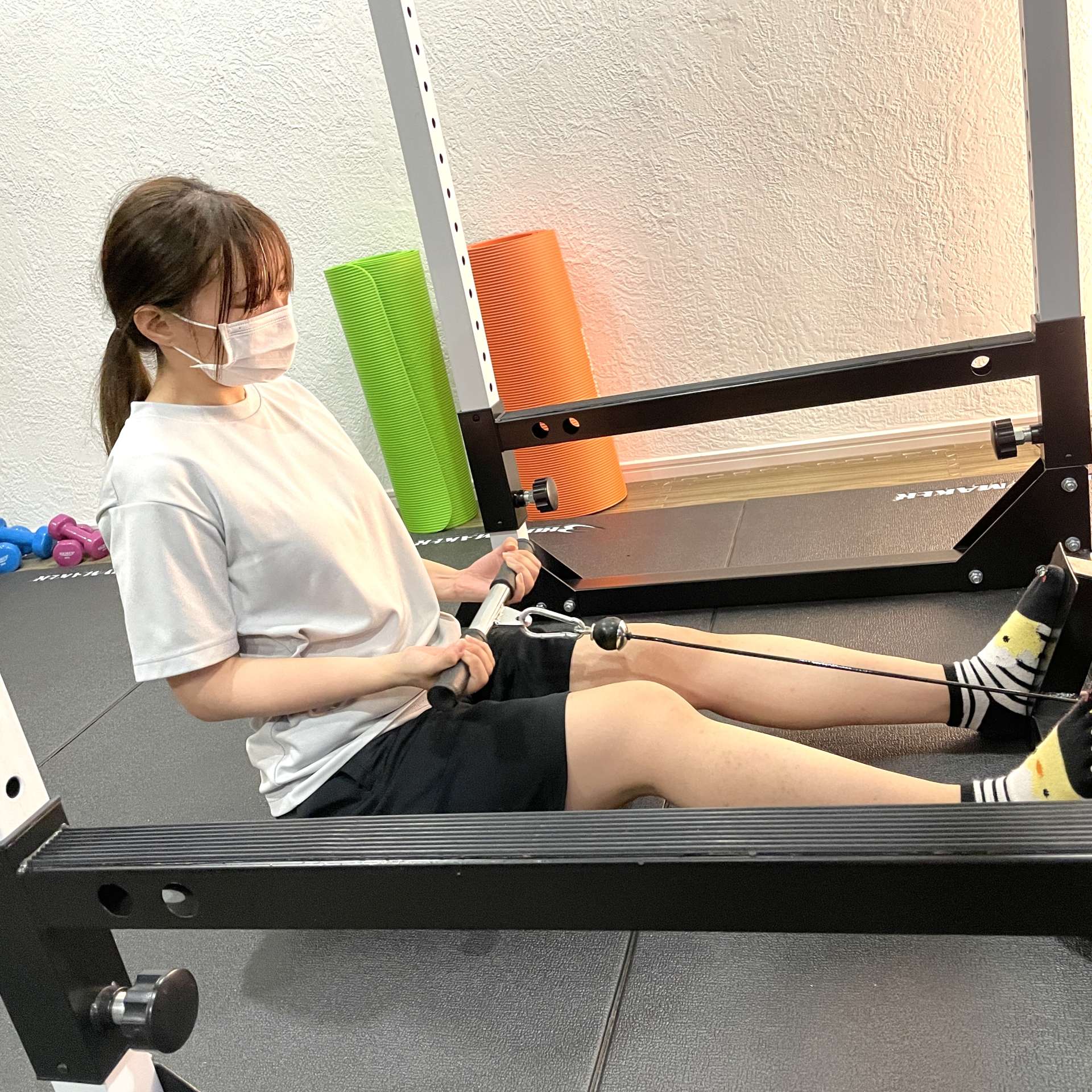 梅田のおすすめパーソナルトレーニングジムはDeat-workout｜将来、猫背・腰痛になりやすいかチェック！